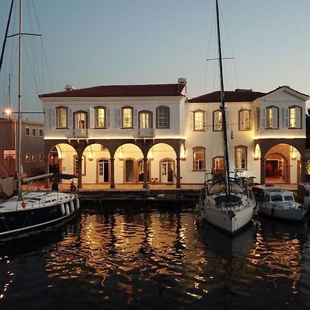 Guemruek Urla Hotel Buitenkant foto