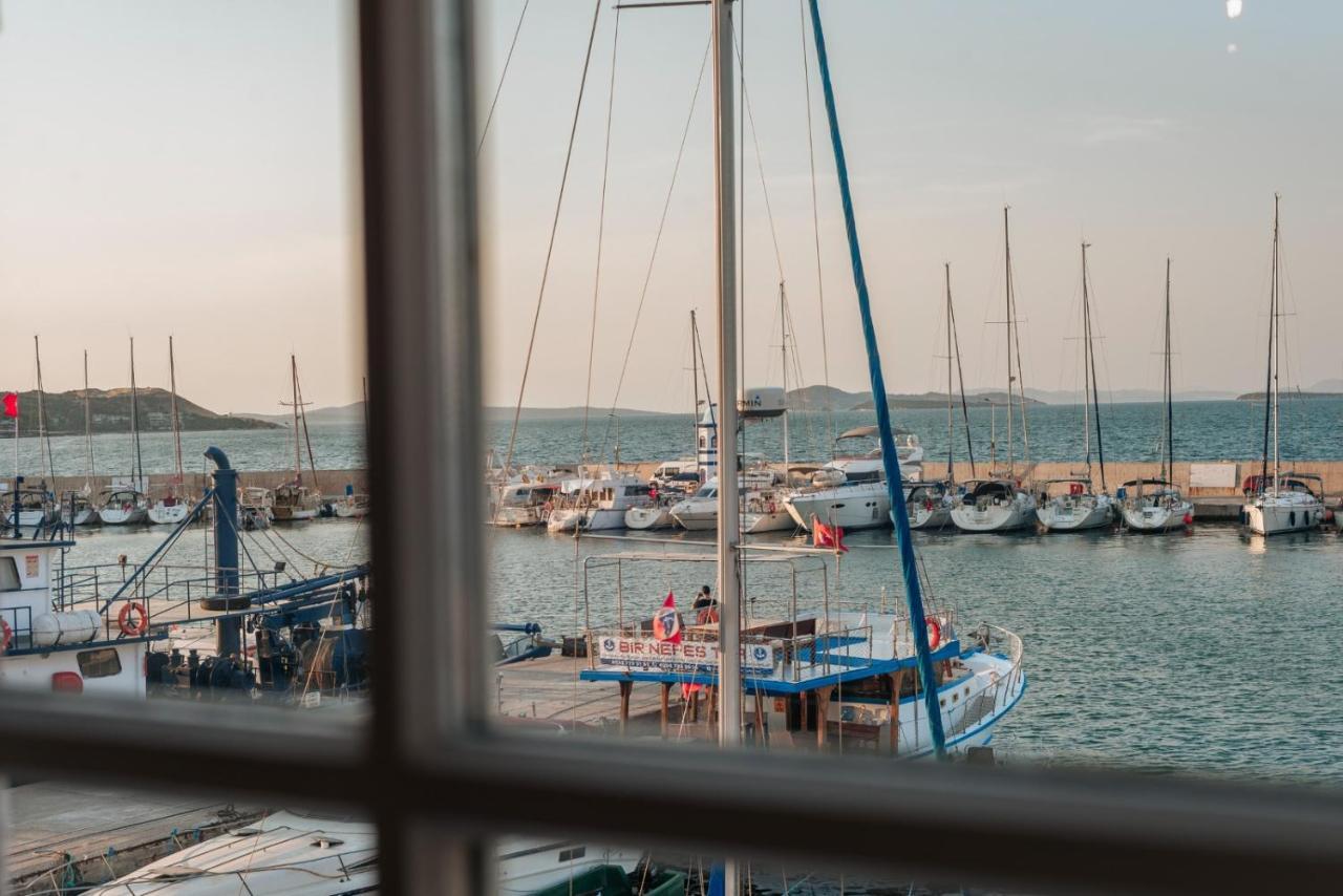 Guemruek Urla Hotel Buitenkant foto